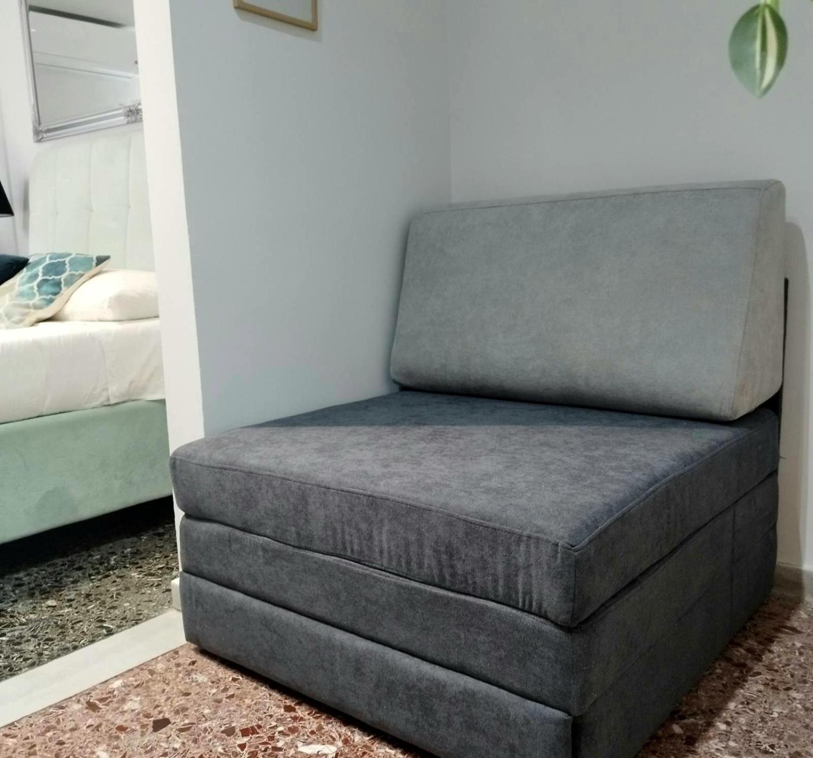 Chic Apt Near Acropolis - Avdi Square Атина Екстериор снимка